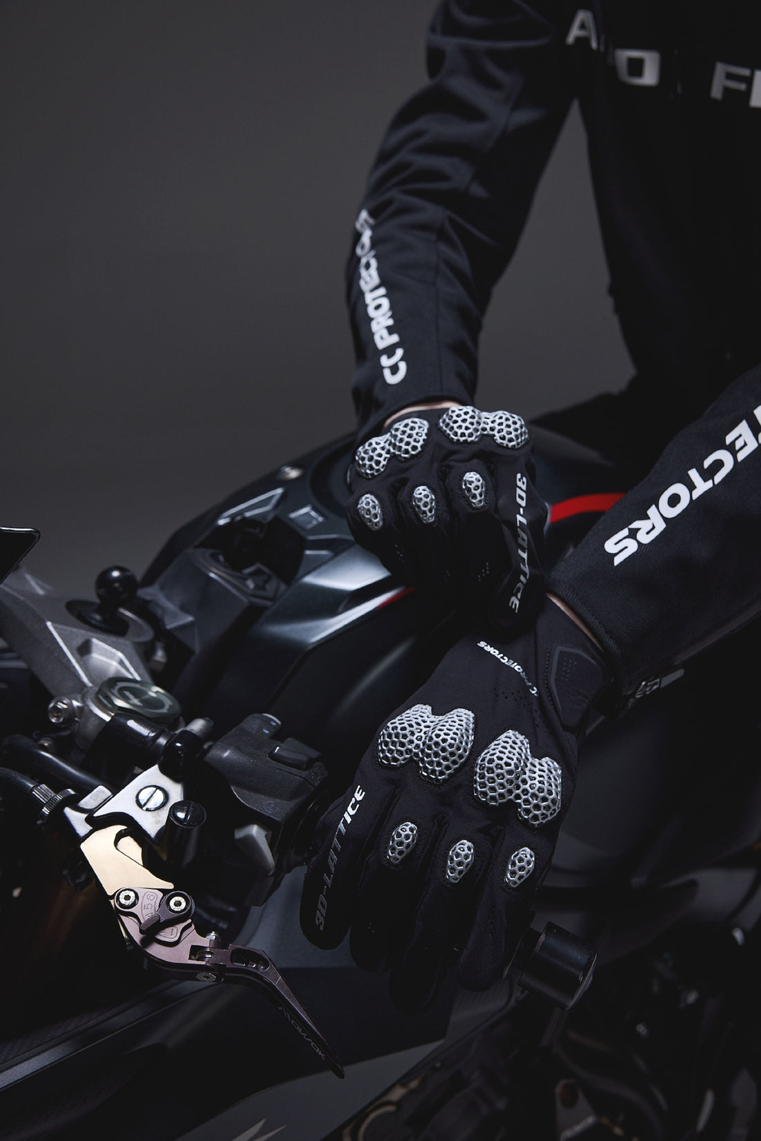Why Your Gear Shouldn't Feel Like "Armor": The Rise of 3D-Lattice Tech