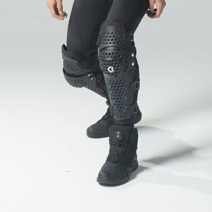 Dual Axis Level 2 Knee Guards
