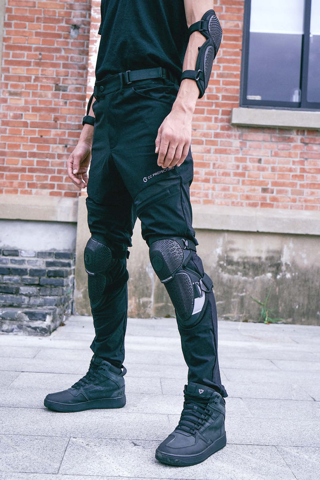 Ultra-Light Knee Guard